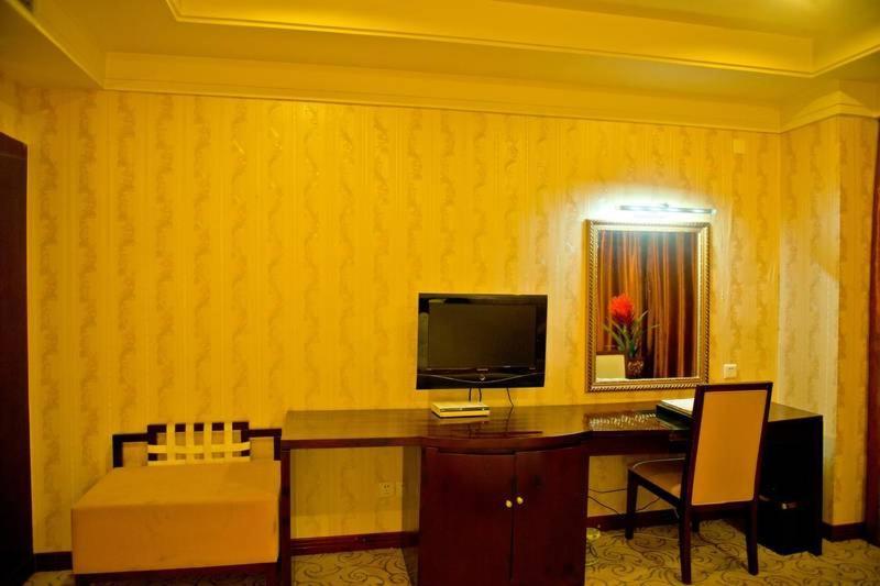 Laway Internatinal Hotel Lhasa Exterior photo
