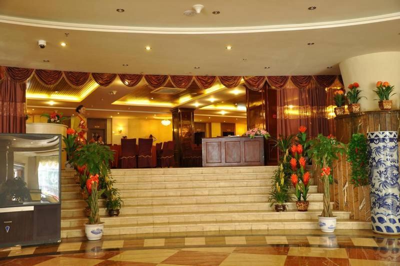 Laway Internatinal Hotel Lhasa Exterior photo