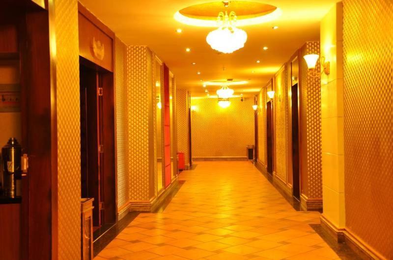 Laway Internatinal Hotel Lhasa Exterior photo
